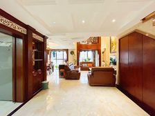 天地湾叠墅,上下两层,客厅挑空,电梯入户装修多万