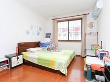 德华三村 2室1厅1卫 精装修 208万元