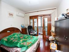 德华四村 2室1厅1卫 简装修 285万元