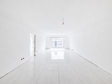 万和世家 南北通透3居室 万 交通便利 安静位置 关注 满五