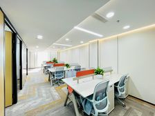 建国门商圈 东海中心 全新装修 高区出租 拎包入住