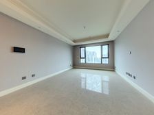 华府金沙名城 满二年 精装修 中间楼层 对中厅