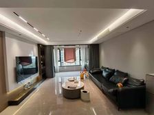 六十万豪华装修!绿地翠庭四室俩卫!业主诚意出售!