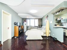 锦秋家园 高楼层视野很开阔、正对小区中心花园、双卫大两居