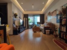 便宜一套 带包包 保养很好 重庆天地化龙桥