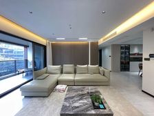 照母山 龙湖舜山府二期洋房四房399万