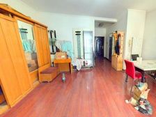 三室 81种育才小双区 好楼层 采光 下楼就是