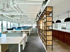 长免租 科技装修 正对电梯厅 大气前台 高层视野 阳光环绕