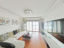 电梯小洋房 带产权子母车位 夜幕 临可看迪士尼烟花 景观房