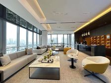 万象天地商圈!200万豪华装修!华润置地500平带家私!