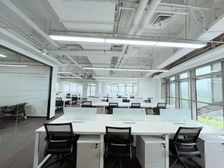 诚信经营 海淀白石桥地铁口主语国际中心整层180精装带家具