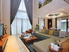 湖滨四季,新出独佳房源,仅一套南向花园,朝南独栋出售