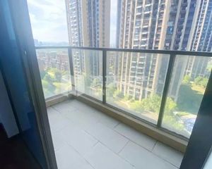 鱼尾洲站新力时代广场次新房,精装修中央空调,看中可谈