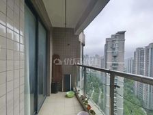 金源购物中心对面 三房两卫 没有尾款 中间楼层