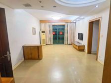 繁华地段南源花园小区三房,价格可议,南向望花园,广州地铁口