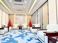 地铁1号线五棵松,精装修带家具,东南双向采光,月底特价