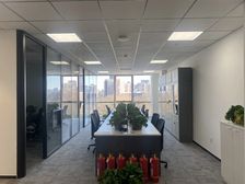 10号线 车道沟地铁 牛顿大厦150平328平 精装 带家具