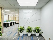 力推国际财经写字楼 200平精装带家具 配套齐全