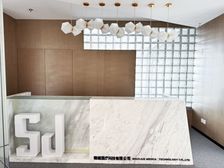 出租丨本月地铁口特价丨100个工位丨全新定制丨酒仙桥