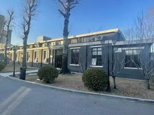 近双地铁丨700平独栋设计丨独立门头丨三面采光丨精装修丨