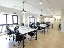 亚运村丨洛克时代135平丨凯旋城140平丨能注册丨精装带家具