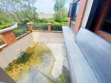 新力时代广场 4室2厅2卫 毛坯 238万元 158平米