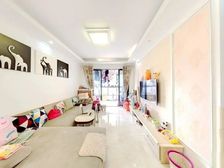 艾溪湖三中新出温馨小三房,房东诚售,可直接拎包入住