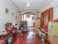 南北通大两房,配套完善,位置好,视野采光好,价可谈