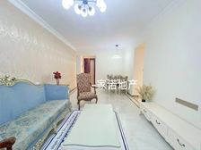 龙光城 93.7平3居 南向简装修 随时签约