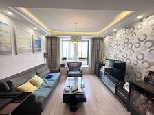 稀缺户型 独门独户 豪华装修 中央空调 两房两厅 拎包入住