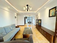 莱蒙自住通透三房,楼下二中书包,房东直降30个,出门万达