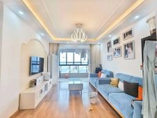 降价急售 正南 地铁口 婚房精装修两房 诚意出售!