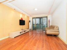 金铭新上两房,南北通透可改三房,停车方便,采光好,小区绿化高