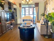 降价急售 绿地外滩公馆,南北通透,看中可谈,书包没用过,地铁