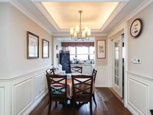 标绿地次顶楼好房出售,50万美式装修 三大件都有,满五V1