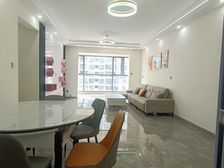 四中!翡翠园精装,全新装修定制鞋柜。带车位46万