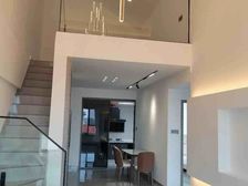 急售四通八达88.88平朝南,40万,全新精装,全屋定制