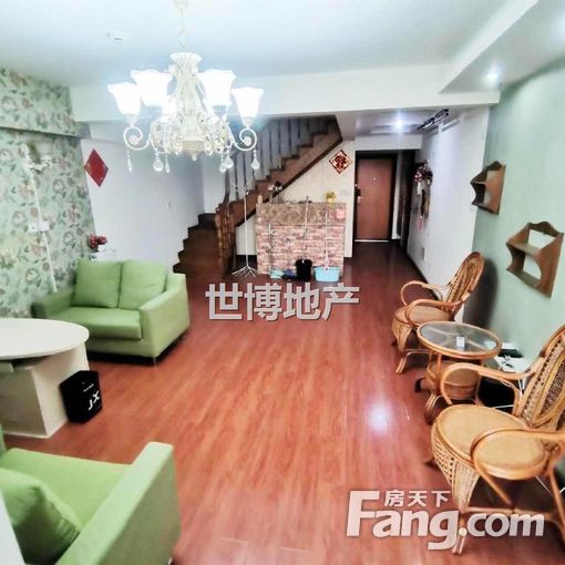 双卫复式,两室两厅,可住可办公,天津站和平旁。