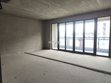 全扬豪华大平层 凤凰水岸花苑 毛坯五房 送车位 看房有钥匙