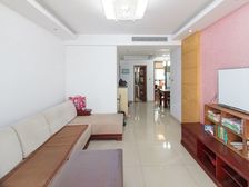 科技城 · 书包房 自住装修保养好 中间楼层 有密码诚卖