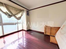 楼中复式全南户型 可做两套 适合家里人多或者喜欢空间大的买家