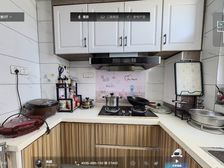 北城新区 城开首府三室精装修 带车位 证过二 好楼层