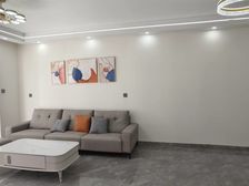 中心区 3房2卫 朝南 新装修 家具家电 车位都给你了