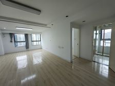 张江办公楼 展讯中心 紫光展悦 106平米 有上下水 采光好