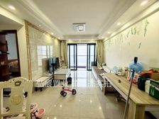 (本人实拍,业主急售,来电包税,带车位)价格可谈!拎包入住!