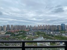 碧桂园中俊天玺 湖景大平层 看整个湖景 视野无敌