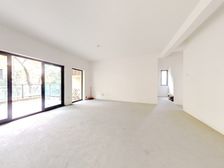 华侨城东岸一期 电梯洋房总高4层在3楼,清水未入住,送车位