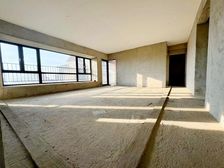 中信森林湖 4室2厅2卫 普通装修 520万元