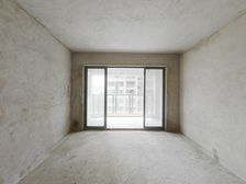 银华花园4室2厅 中间楼层 单价5字头,业主只卖7天