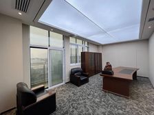 锦业路园区 整层1200平!48元含税 适合研发设备医药